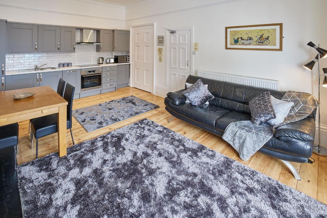 Apartment 3, Khyber Lodge Apartments Whitby Eksteriør bilde