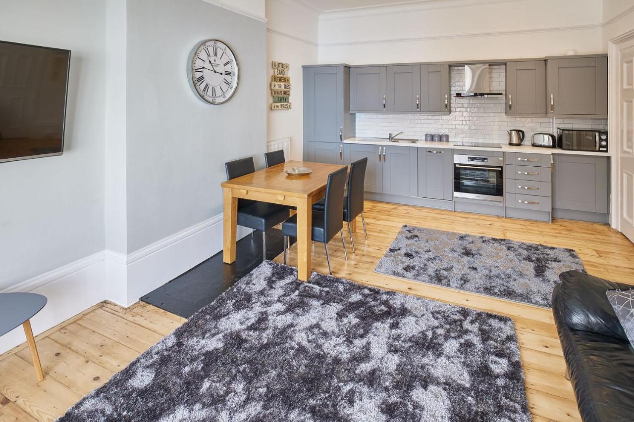 Apartment 3, Khyber Lodge Apartments Whitby Eksteriør bilde